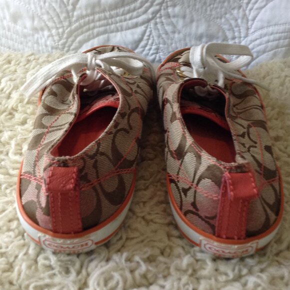 Coach "Suzzy" 7.5B Sneakers, Icon Coach Look and Quality; Retro, Collegiate chic - Picture 3 of 7
